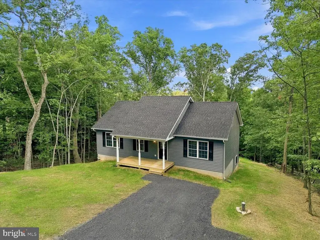 302 Pheasant Dr, WINCHESTER