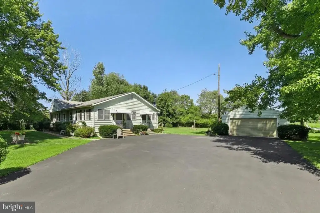 32829 Omar Rd, FRANKFORD
