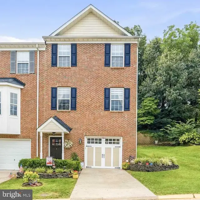 211 Shaw Ct, Fredericksburg