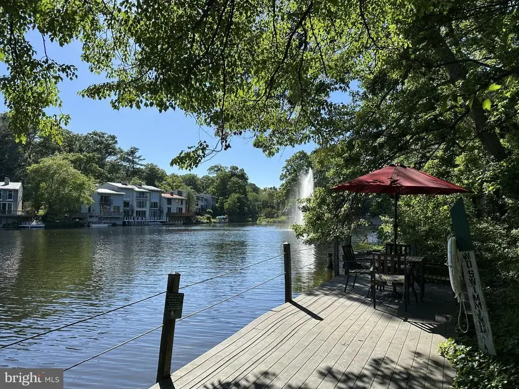 1550 Moorings Dr #1a/22c, RESTON