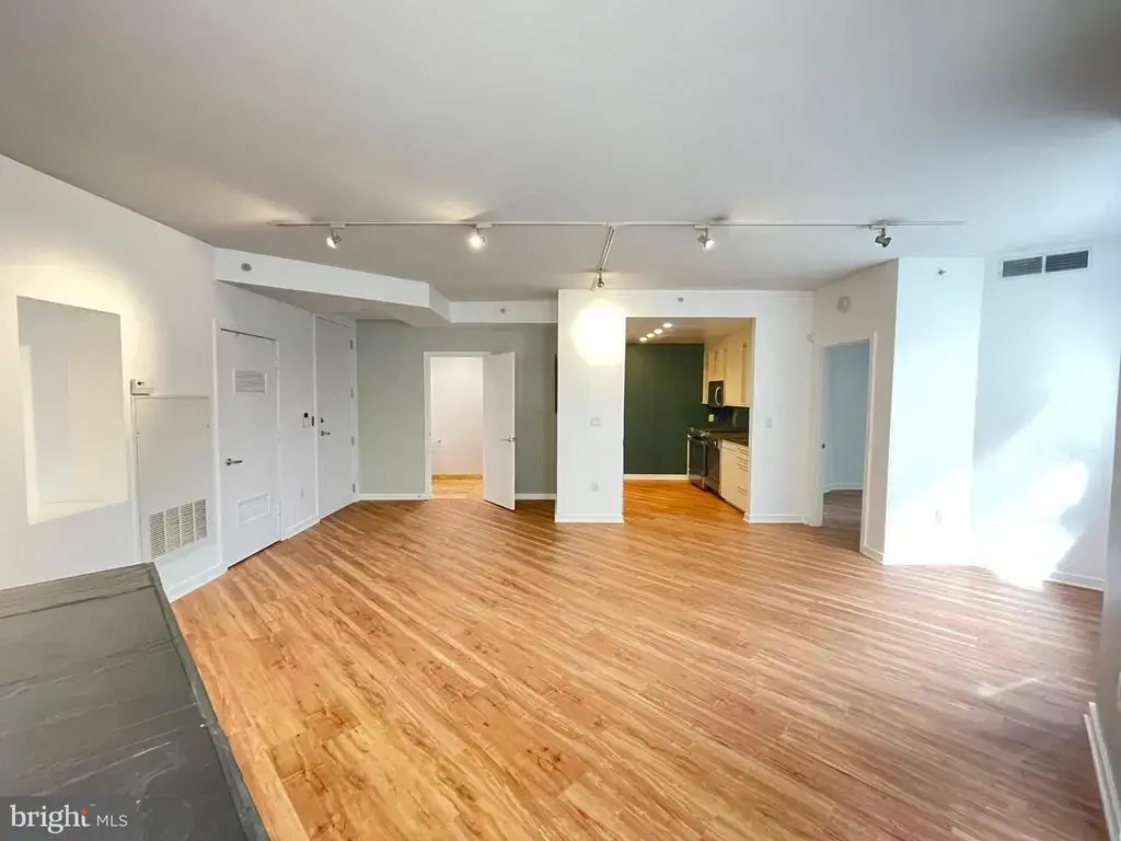 1300 13th St Nw #106, WASHINGTON