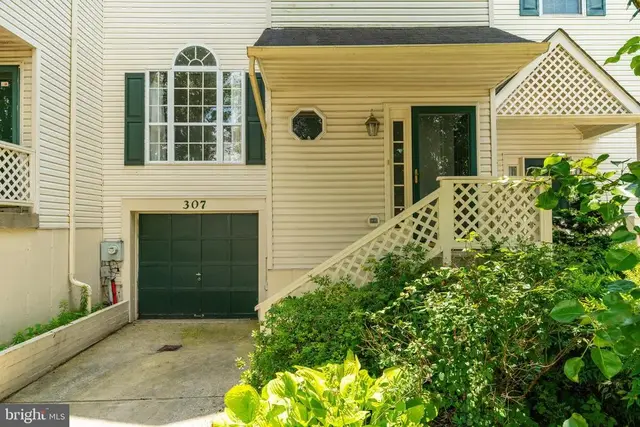307 Thyme Ln, Philadelphia