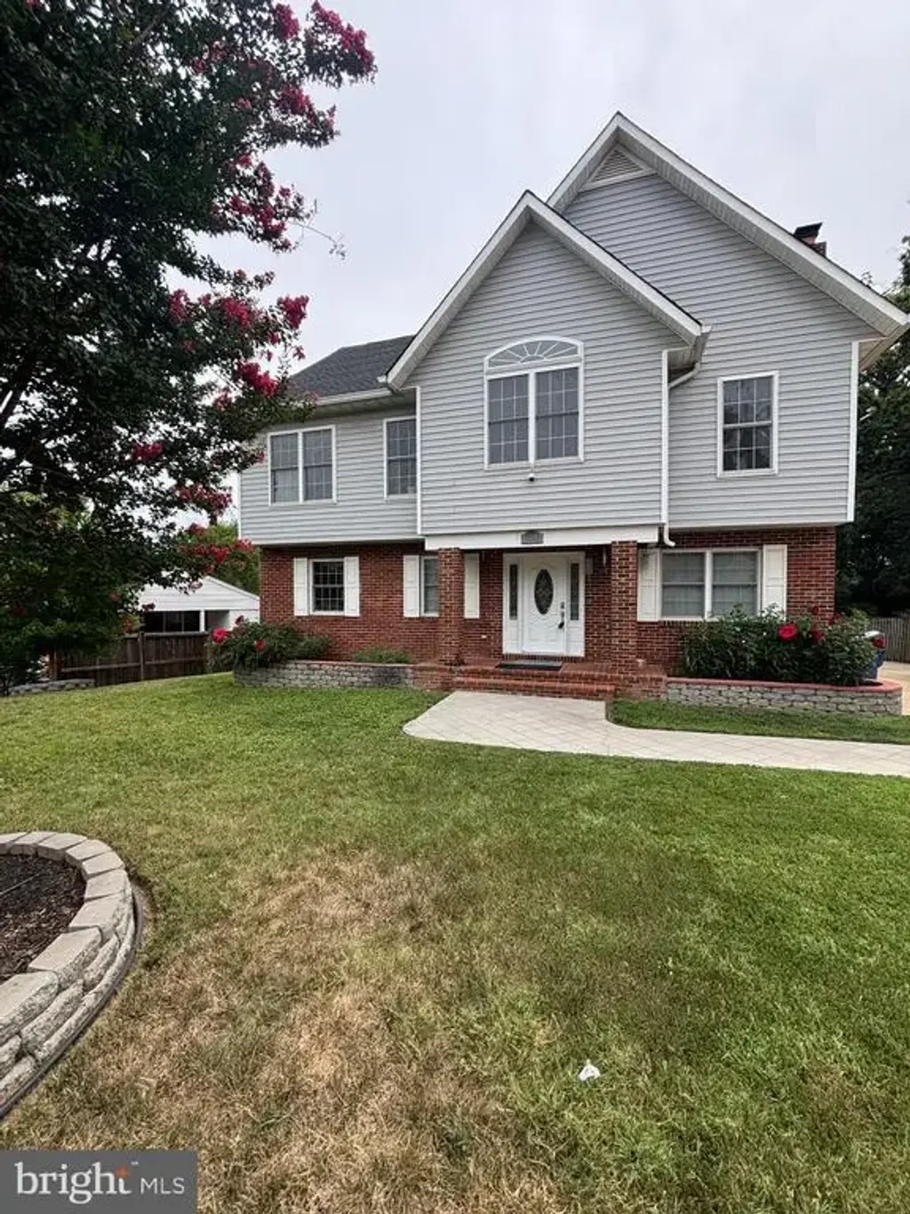 6219 Crestwood Dr, ALEXANDRIA