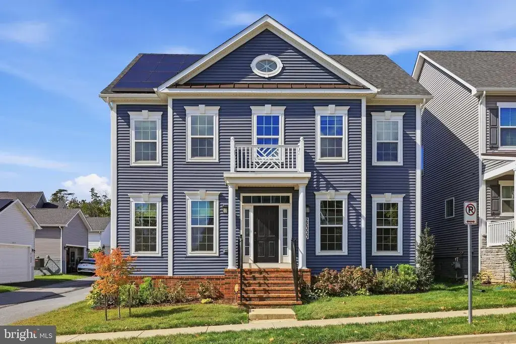 22000 Moorhen St, CLARKSBURG