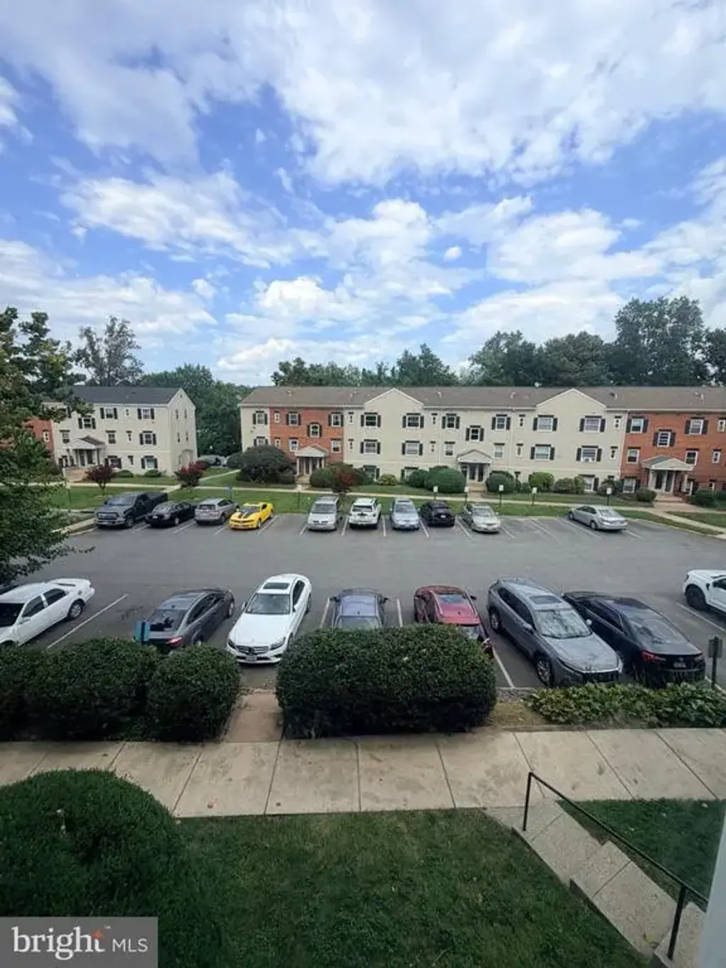 3051 Patrick Henry Dr #201, FALLS CHURCH