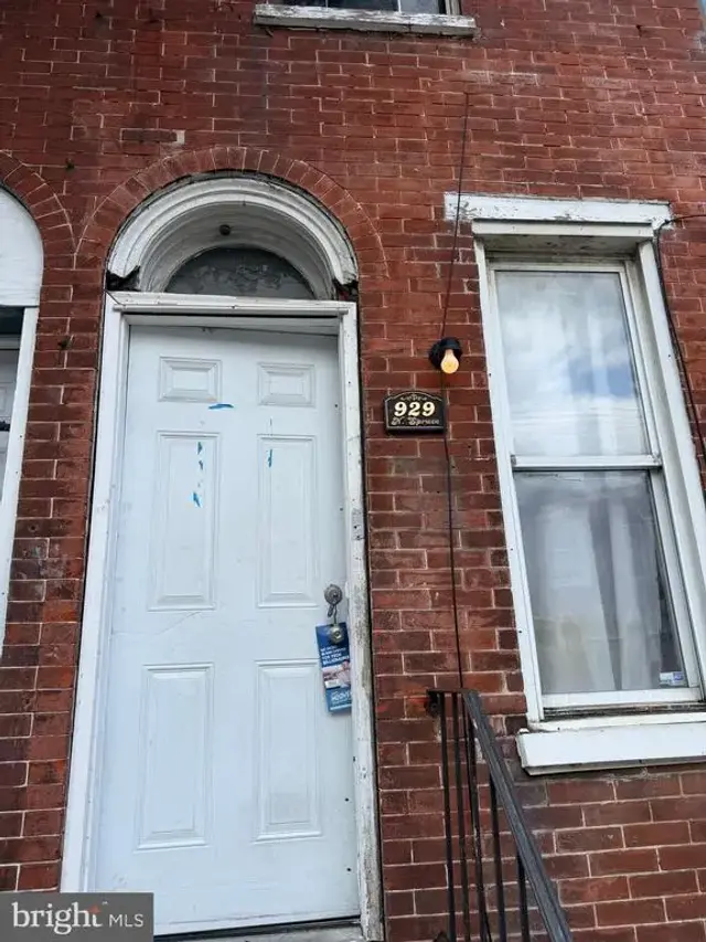 929 N Spruce St, Wilmington