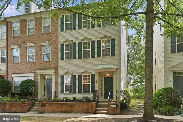 326 Chestnut Hill St, Gaithersburg