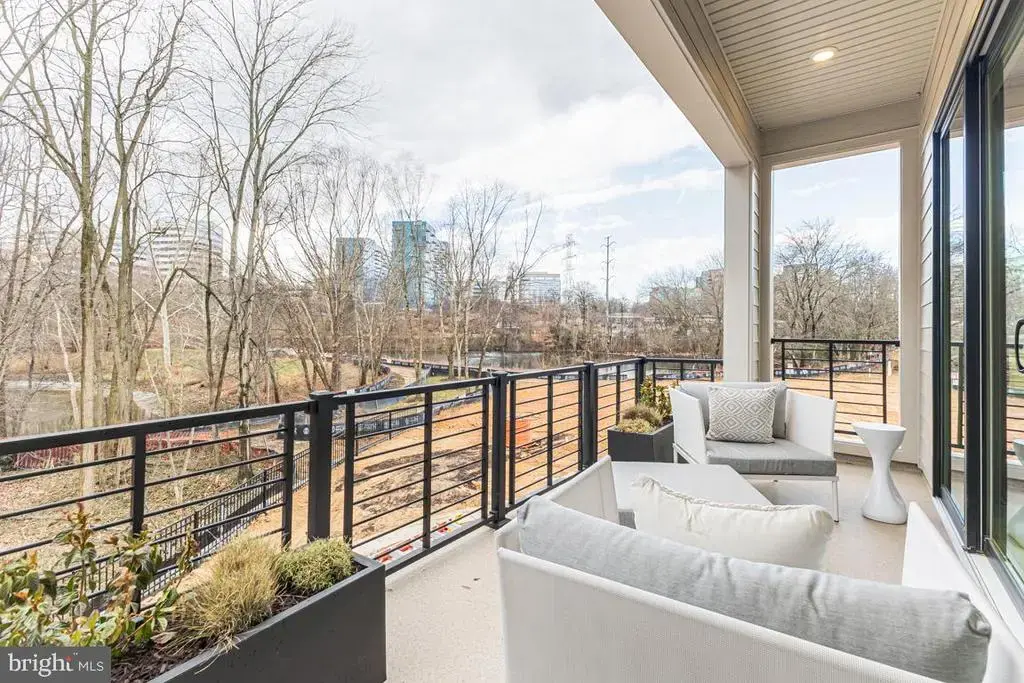 11599 Patriotic Ln, RESTON