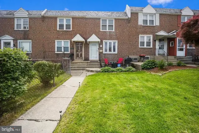 7334 Woodcrest Ave, Philadelphia