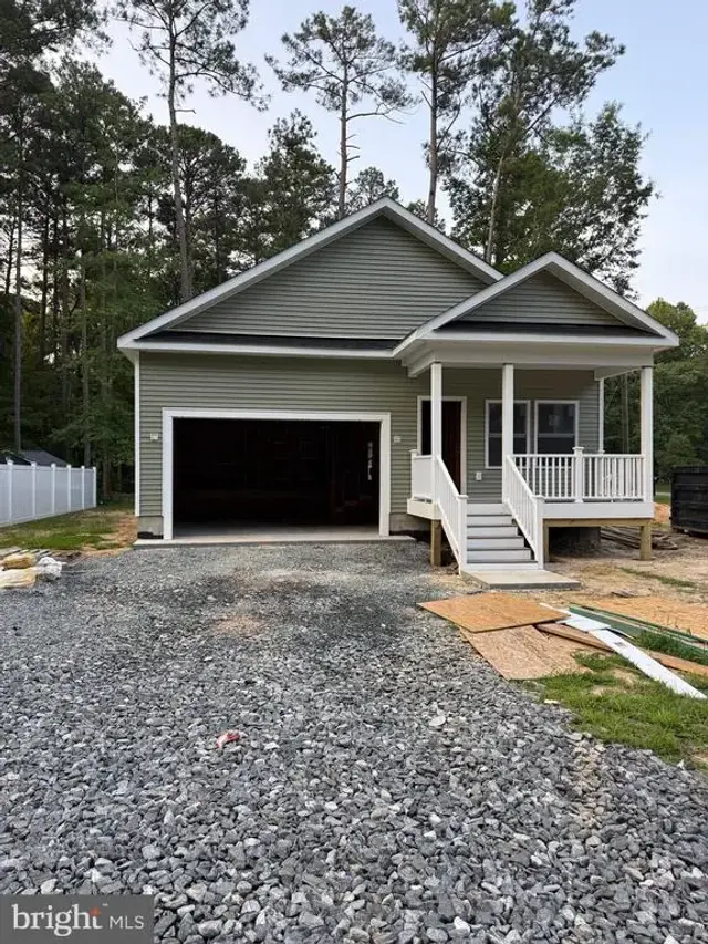 352 North Glebe Rd, Montross