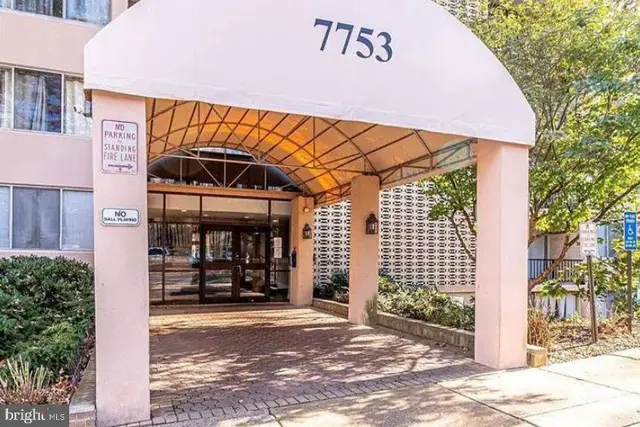 7753 Patriot Dr #21, Annandale