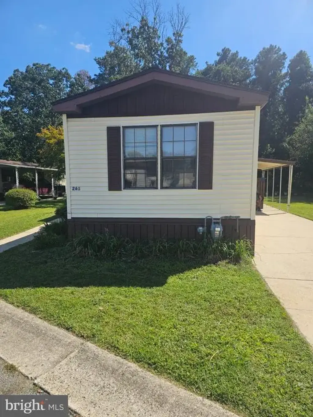 261 Mayflower Dr, BUENA