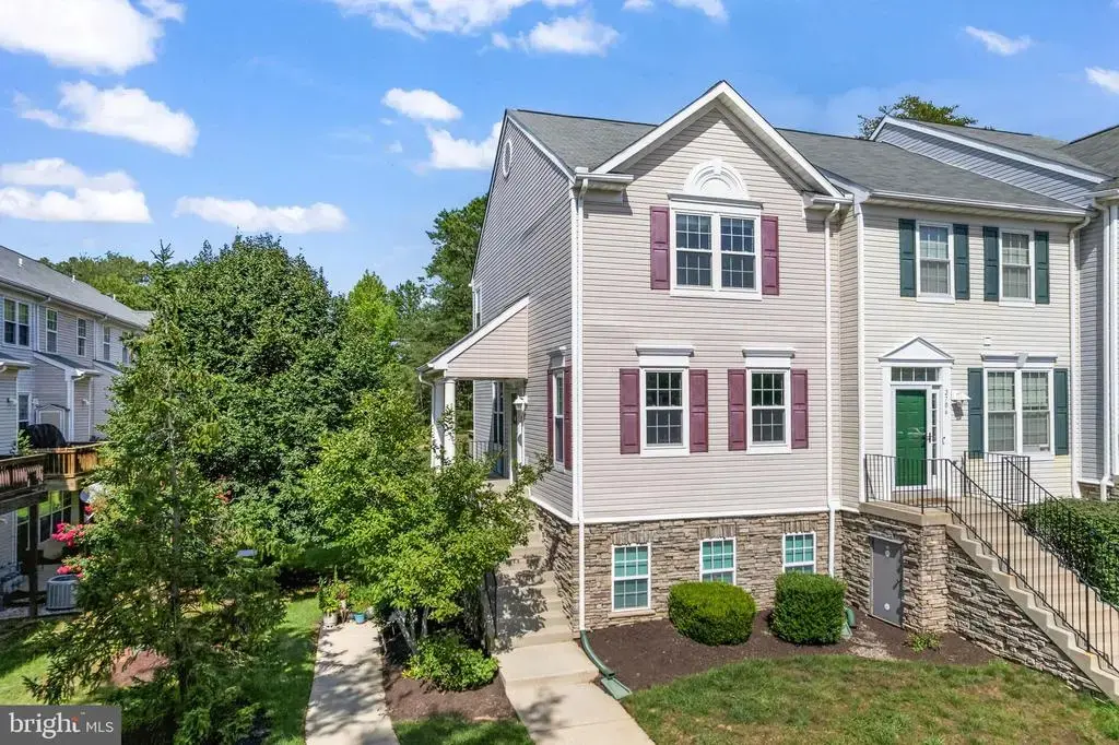 2704 Oak Leaf Ct #e, ODENTON