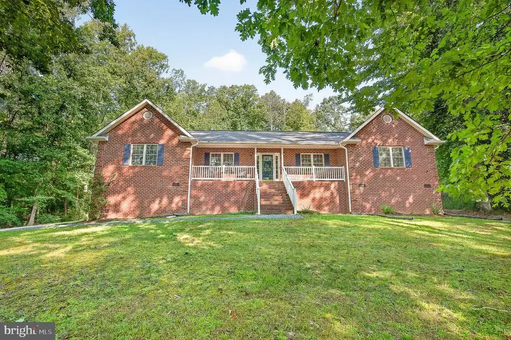 106 Lady Leigh Ann Ln, FREDERICKSBURG