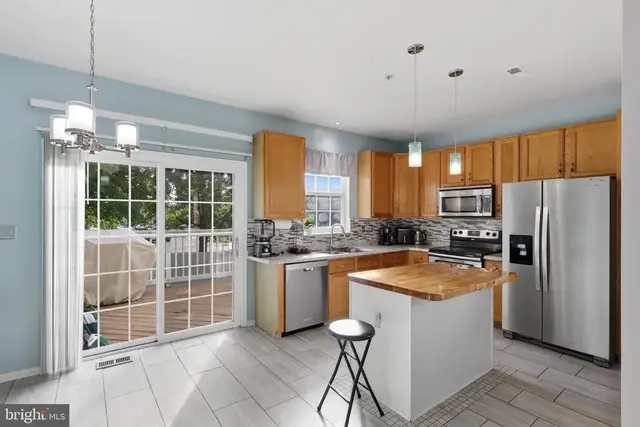 900 Turning Point Ct, Frederick