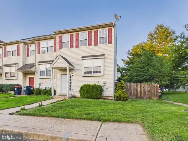 57 Franklin Dr, Middletown