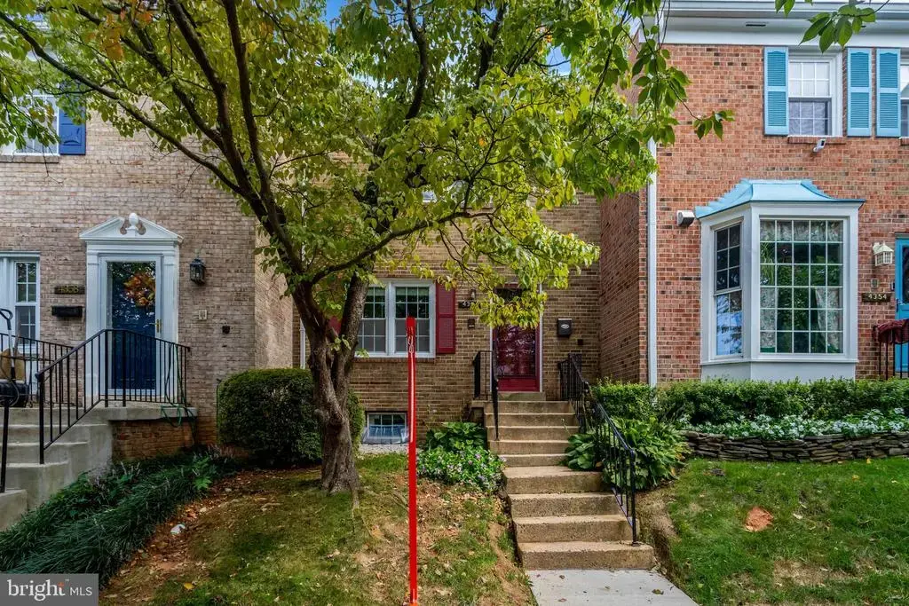 4356 Greenberry Ln, ANNANDALE