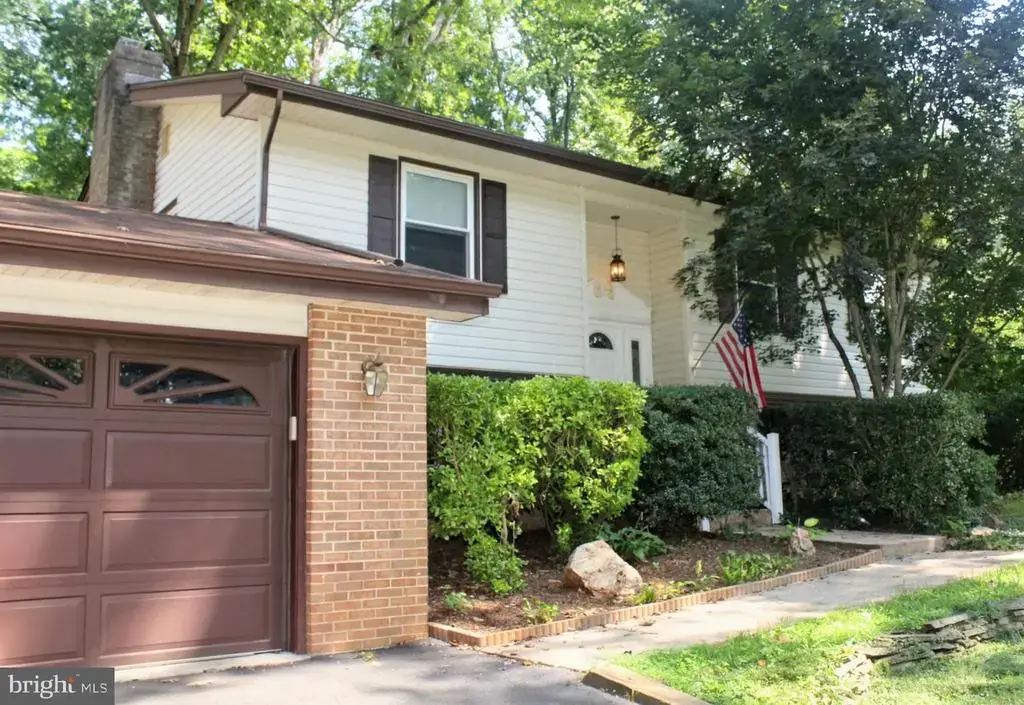 6416 Albemarle St, WARRENTON