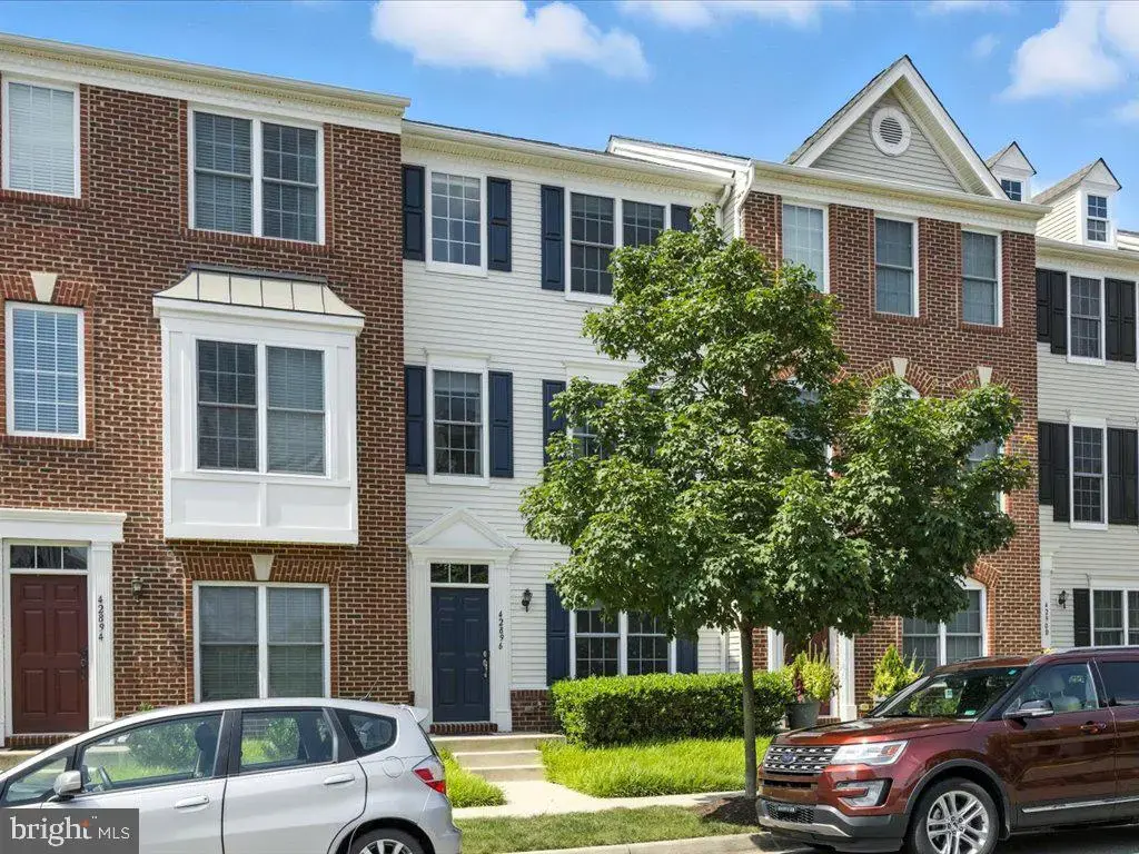 42896 Pamplin Ter, CHANTILLY