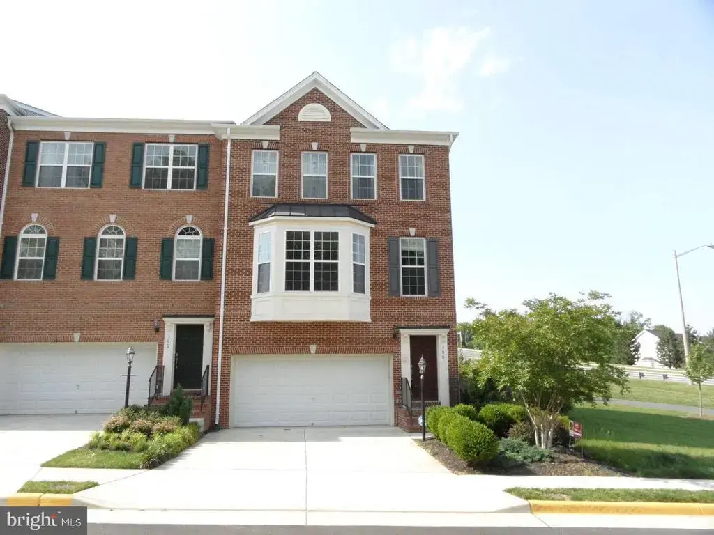 300 Se Caldwell Ter Se, LEESBURG