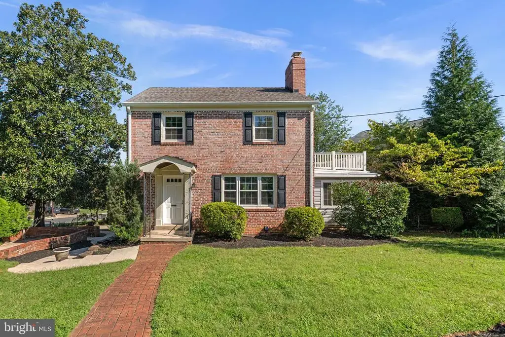 5711 Wyngate Dr, BETHESDA