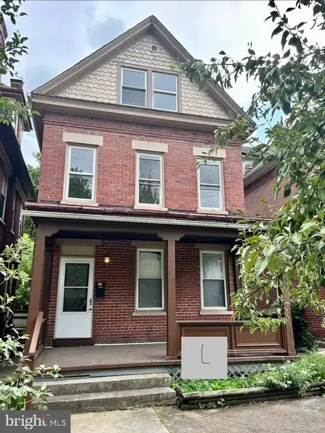 410 Fayette St, Cumberland