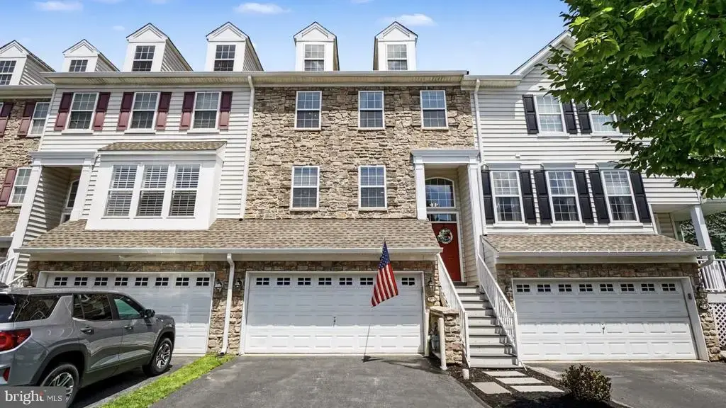 2723 Whittleby Ct, WEST CHESTER