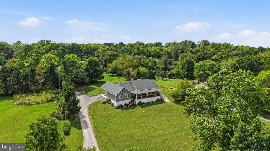 295 King Lear Dr, CHARLES TOWN