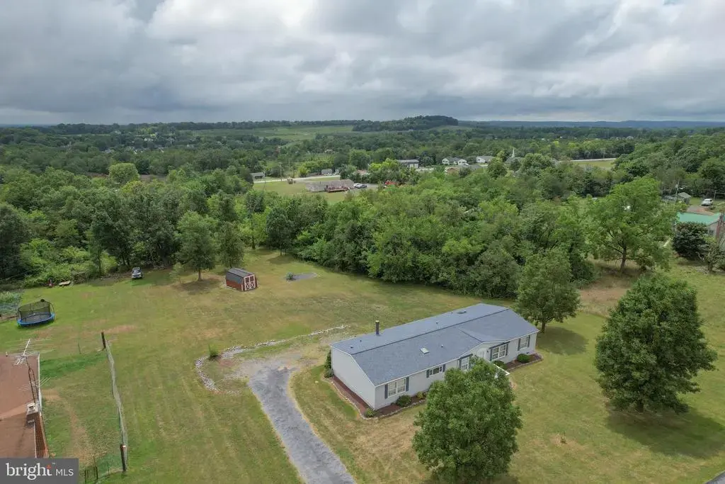 706 Loop Rd, GERRARDSTOWN