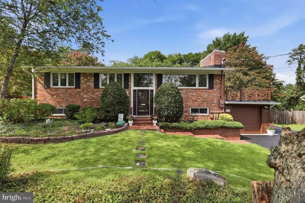 4107 Watkins Trl, ANNANDALE