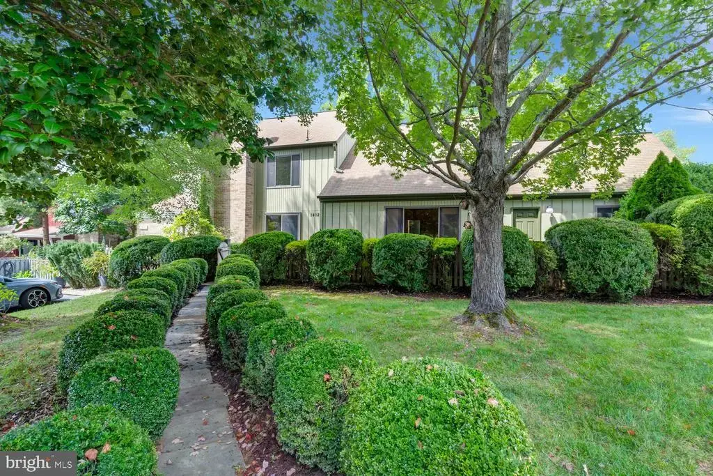1412 Green Run Ln, RESTON