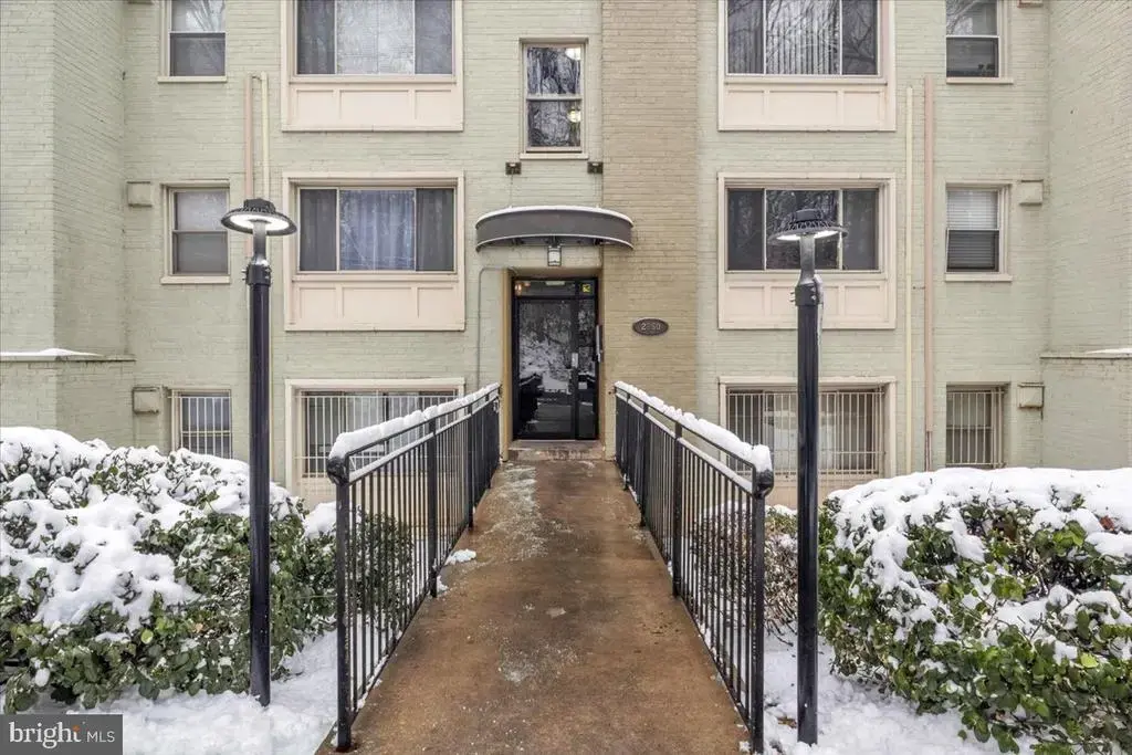 2850 Hartford St Se #303, WASHINGTON