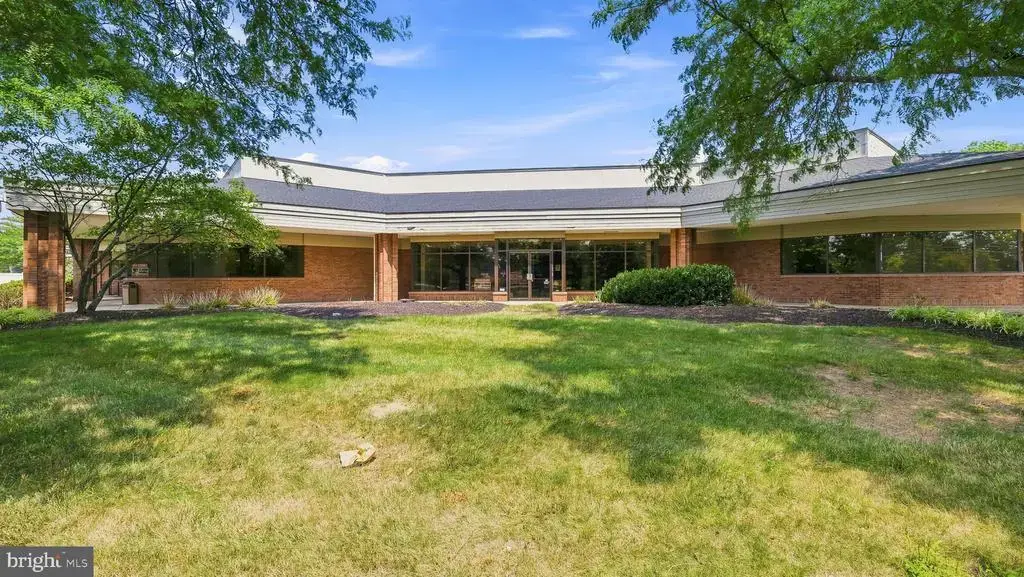 650 Dresher Rd, HORSHAM