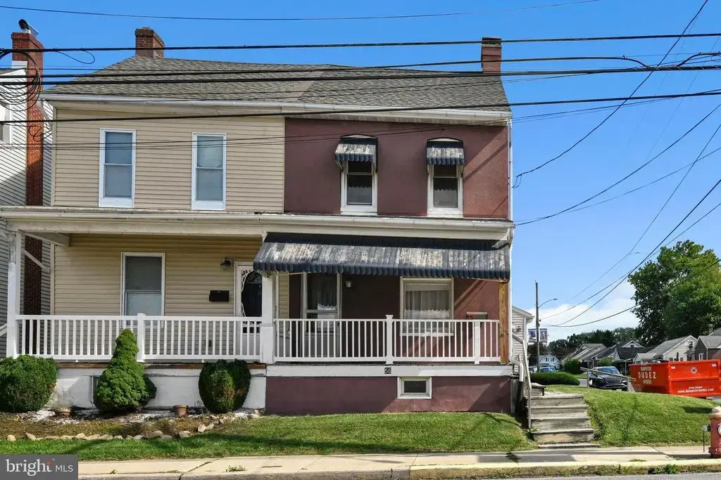 56 S Maple St, KUTZTOWN