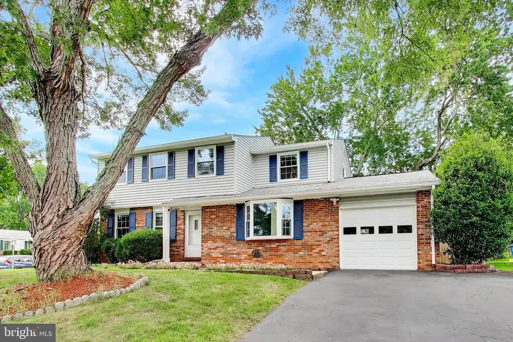 9152 Burke Rd, BURKE