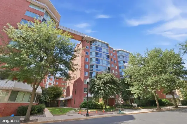 1024 N Utah St N #324, Arlington