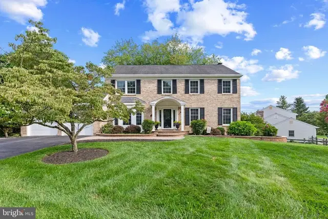 24 Caynor Ct, Newark