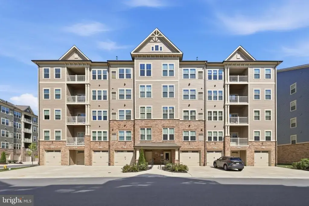3510 Starlight St #401, FREDERICK
