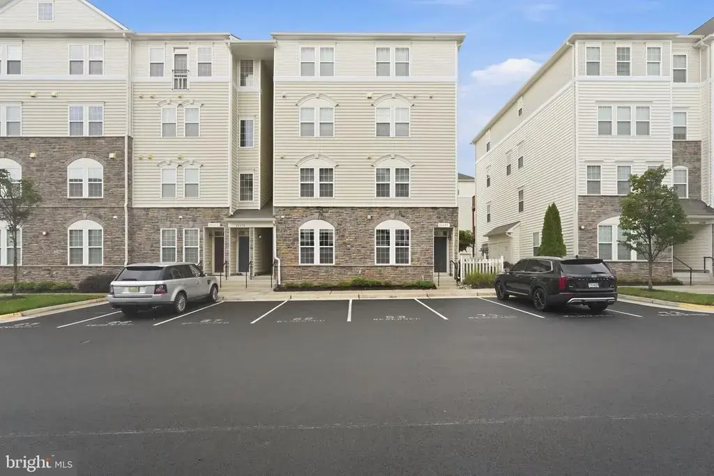 24682 Byrne Meadow Sq, ALDIE