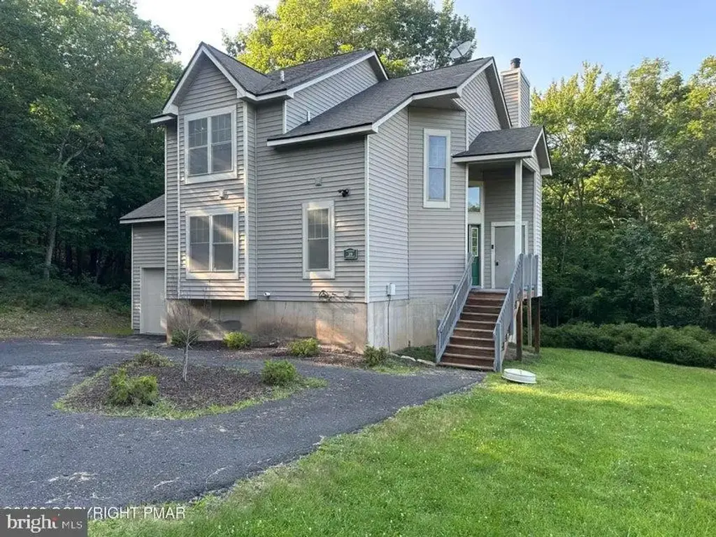 2210 Camelback Dr, TANNERSVILLE