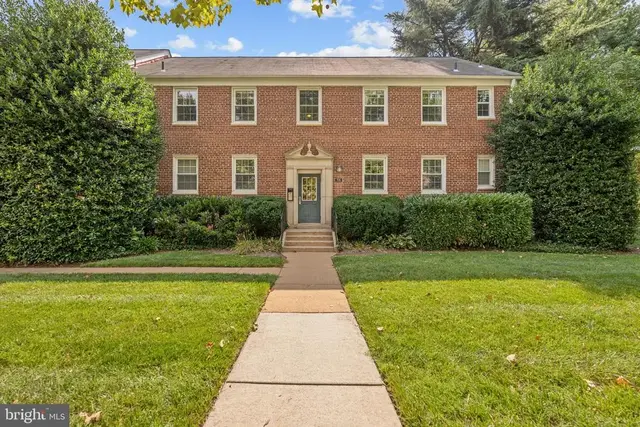 706 S Fayette St #21, Alexandria