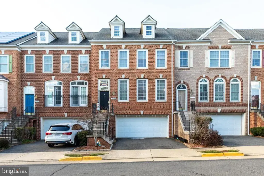 4594 Barringer Pl, FAIRFAX