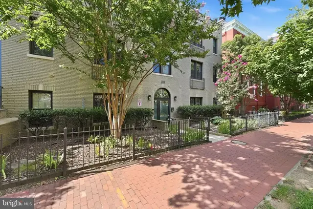 315 G St Ne #306, Washington