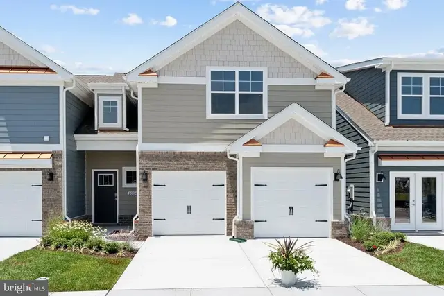 1256 Treviso Bay, Williamsburg