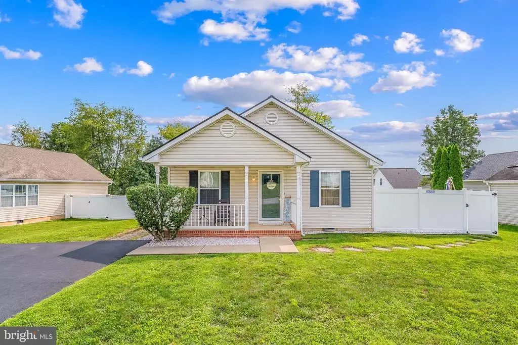 606 Artisan Way, MARTINSBURG