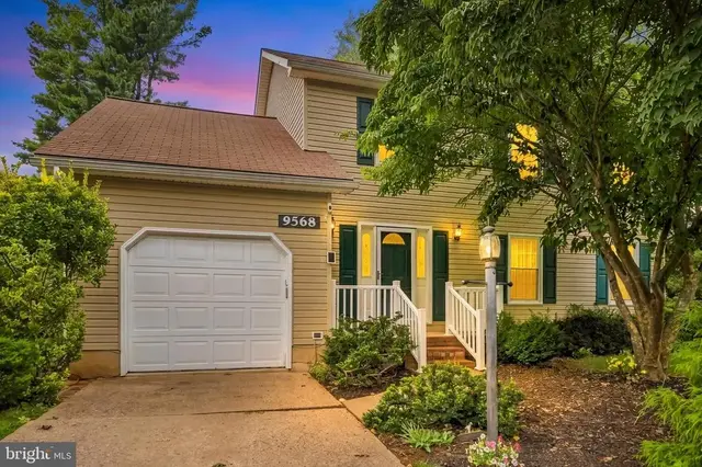 9568 Morning Mews, Columbia