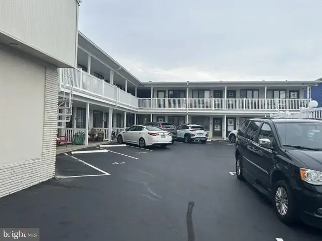 9401 Pacific Ave #7, MARGATE CITY