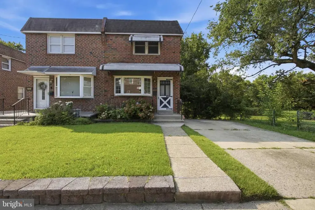 207 S Academy Ave, GLENOLDEN