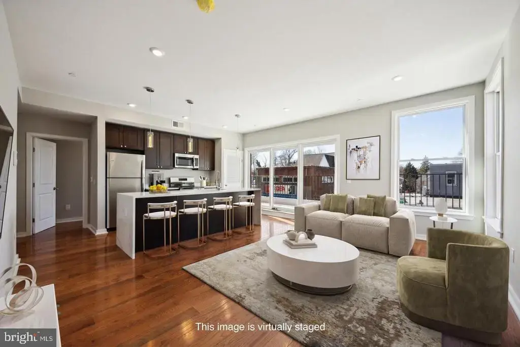 100 Forrest Ave #302, NARBERTH