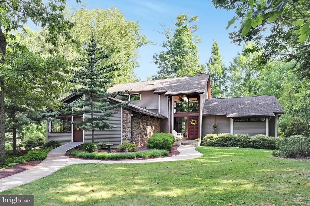 360 Netzley Dr, DENVER